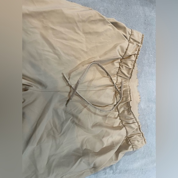 Lululemon stretch high rise cropped - Picture 2 of 5